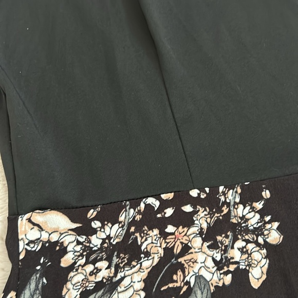 Spring floral and black dress, Emery Rose, size medium - Picture 6 of 8